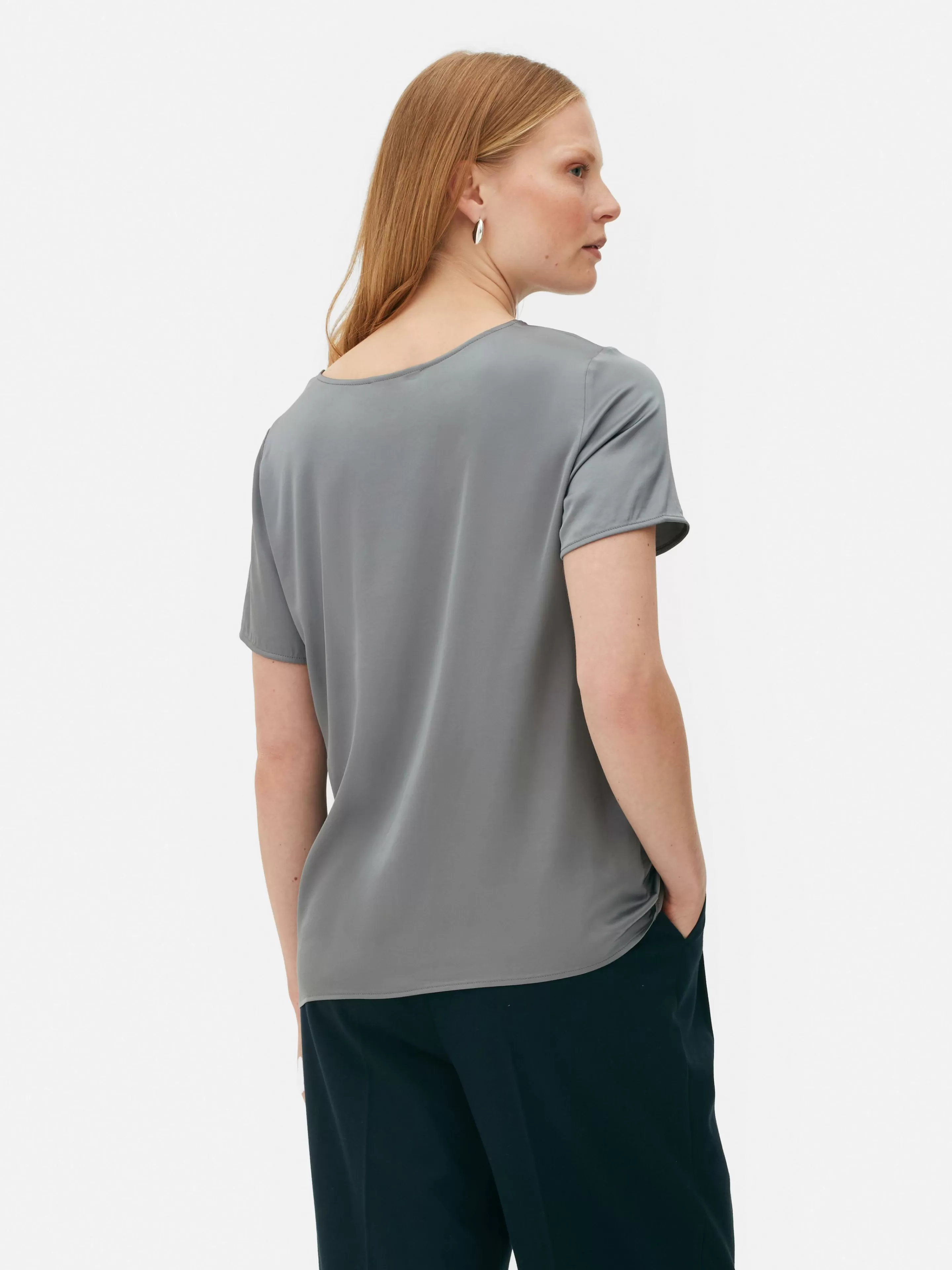 Mujer Primark Tops Y Camisetas | Camiseta De Satén De Manga Corta De The Edit