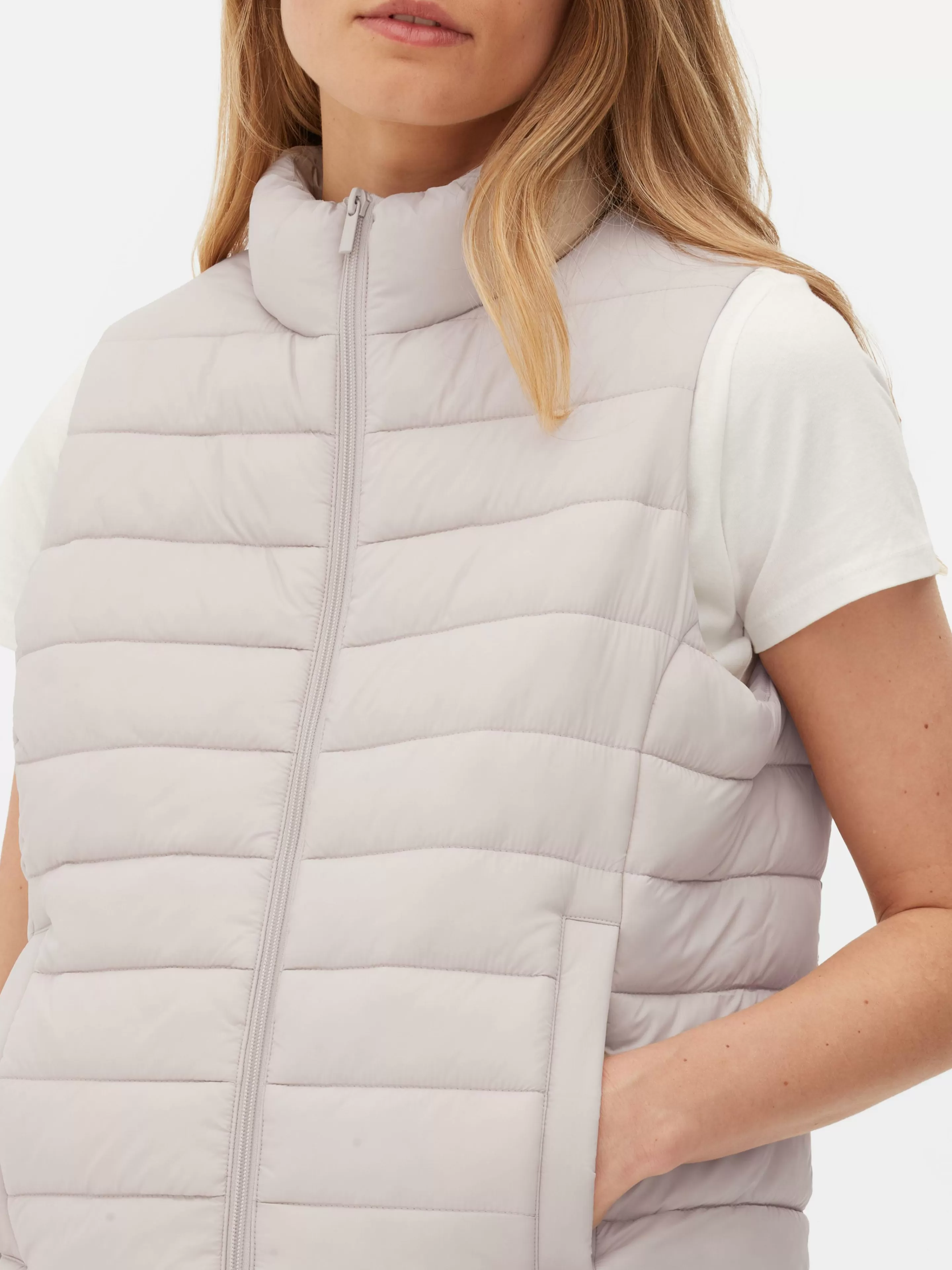 chaleco_con_cuello_chimenea_3.webp Mujer Primark Abrigos Y Chaquetas | Chaleco Con Cuello Chimenea