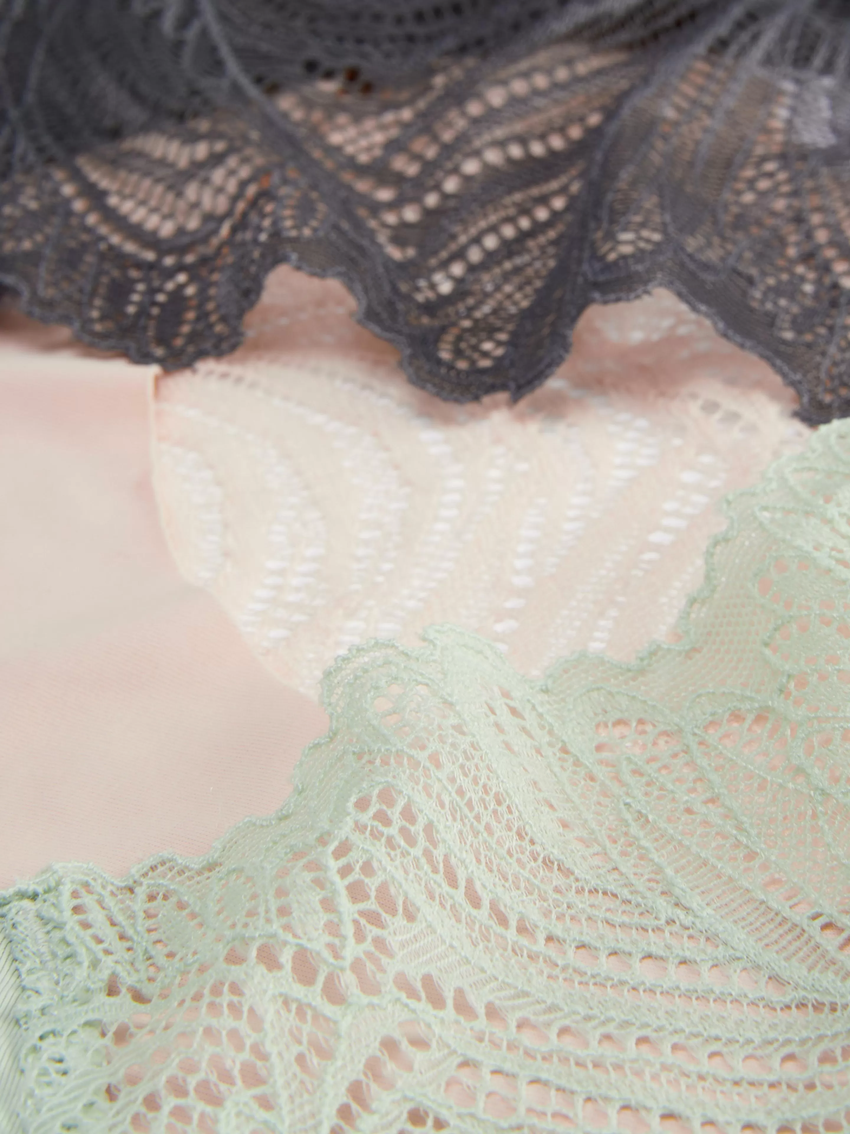 Mujer Primark Bragas | Pack De 3 Braguitas Brasileñas Con Encaje En La Parte Trasera