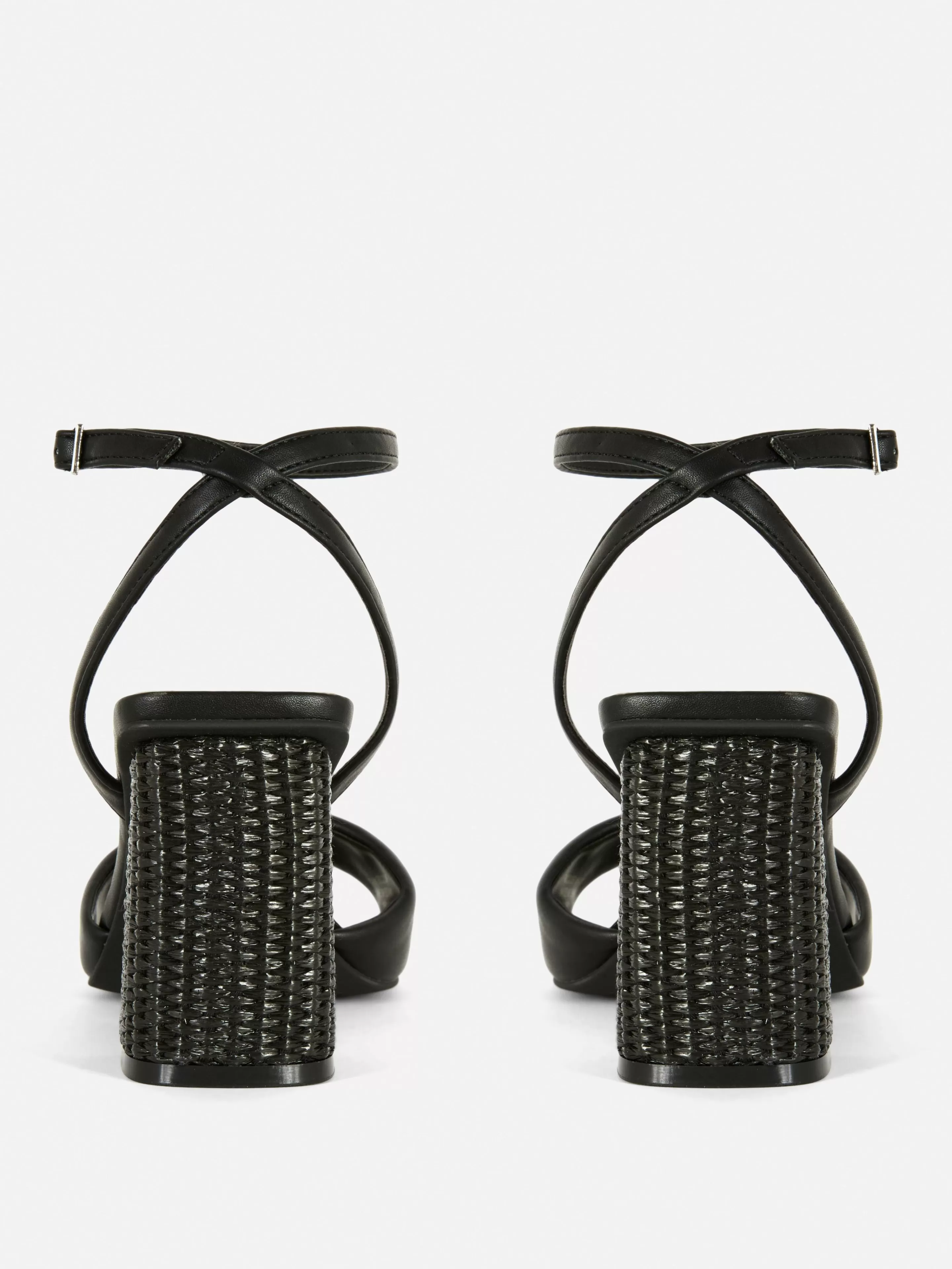 sandalias_de_tacn_de_rafia_de_horma_ancha_3.webp Mujer Primark Tacones | Sandalias De Tacón De Rafia De Horma Ancha