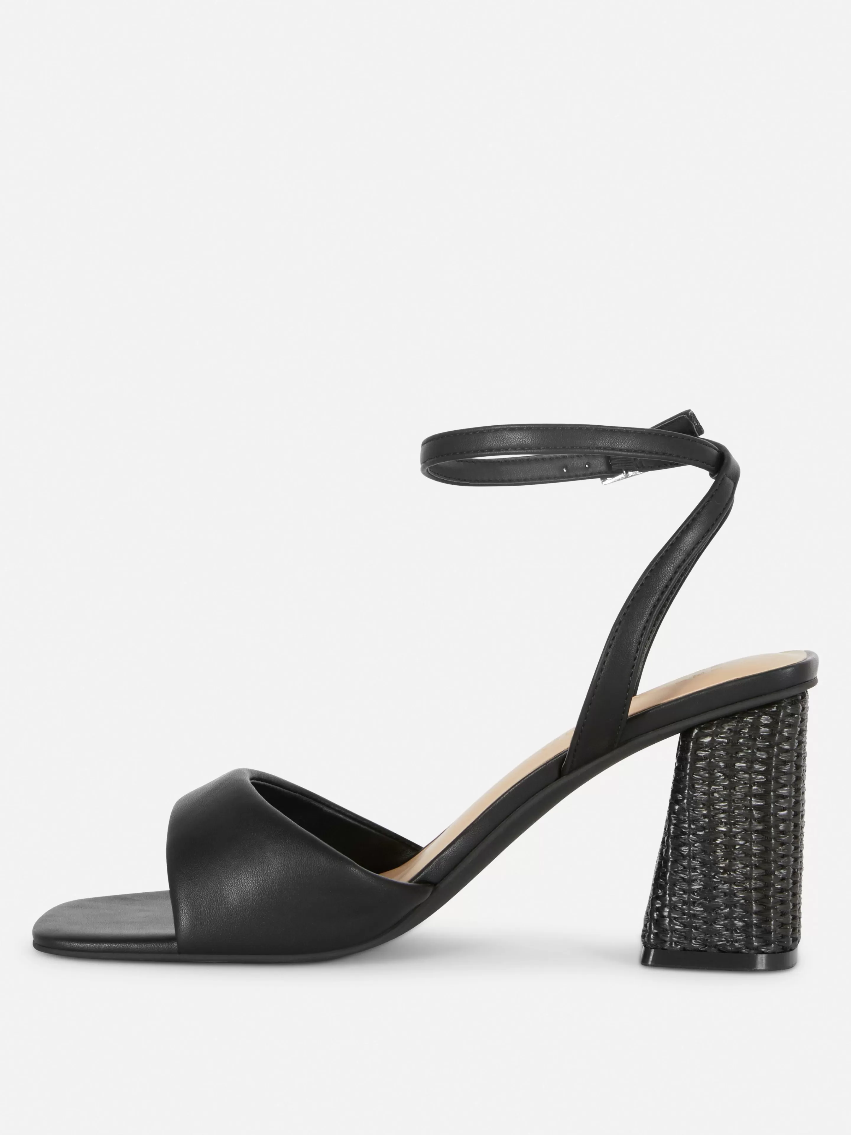 sandalias_de_tacn_de_rafia_de_horma_ancha_4.webp Mujer Primark Tacones | Sandalias De Tacón De Rafia De Horma Ancha