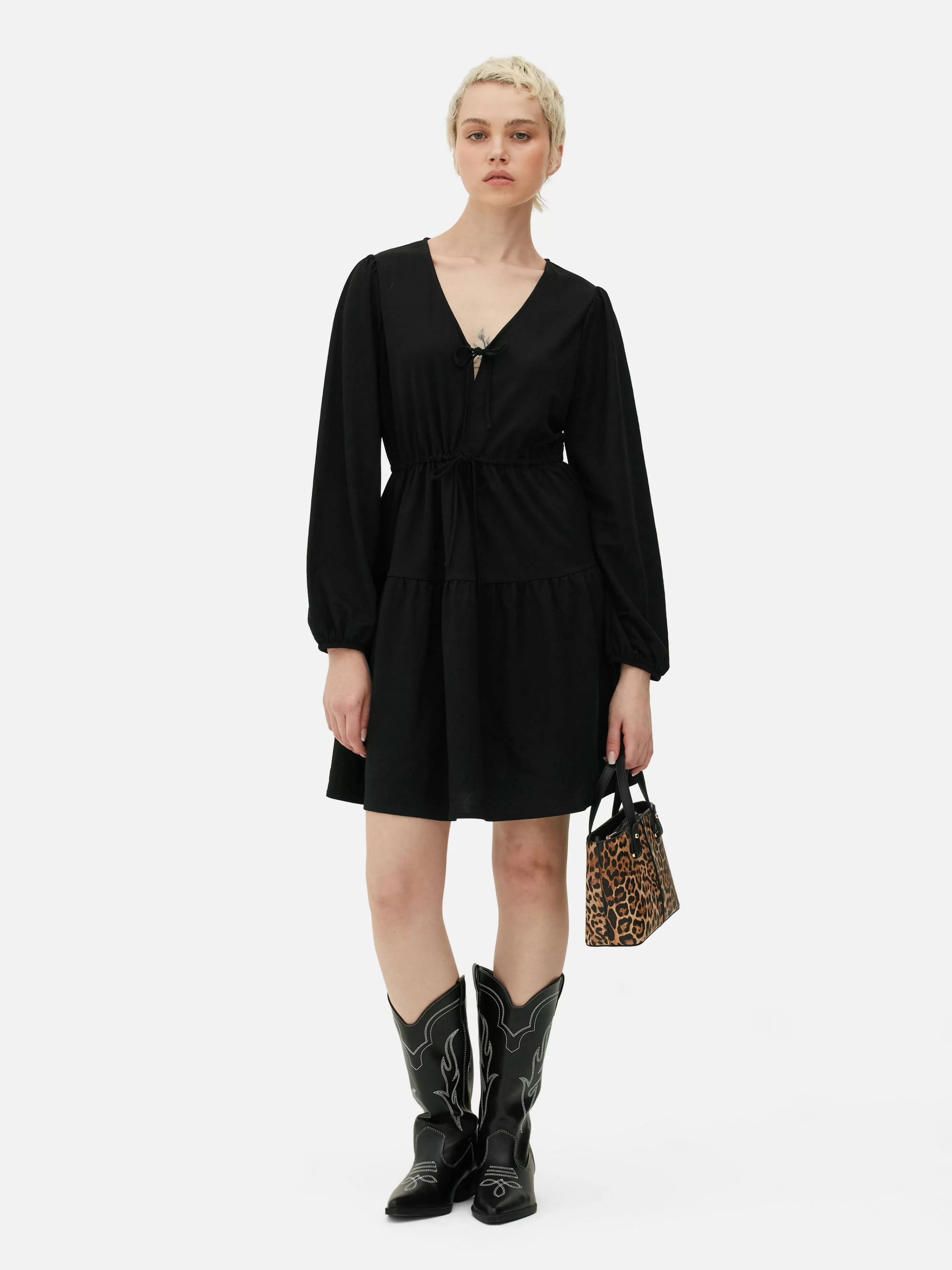 Mujer Primark Vestidos | Vestido Corto Con Vuelo, Cuello De Pico Y Lazada