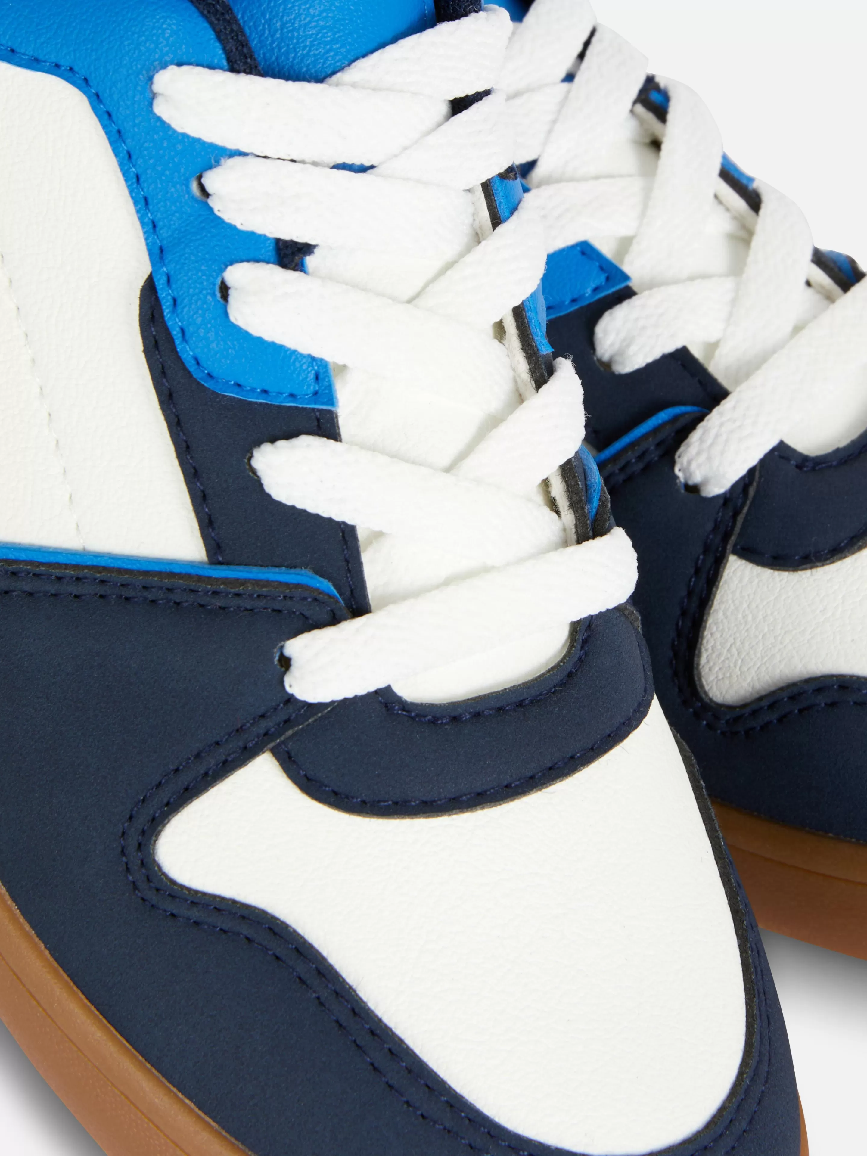 Niños Primark Calzado Deportivo | Zapatillas De Caña Baja Con Bloques De Color
